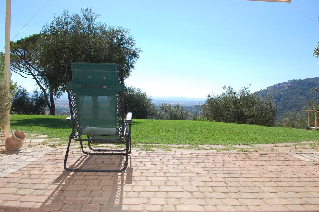 Bed and Breakfast Il Pino Vetulonia Exterior foto